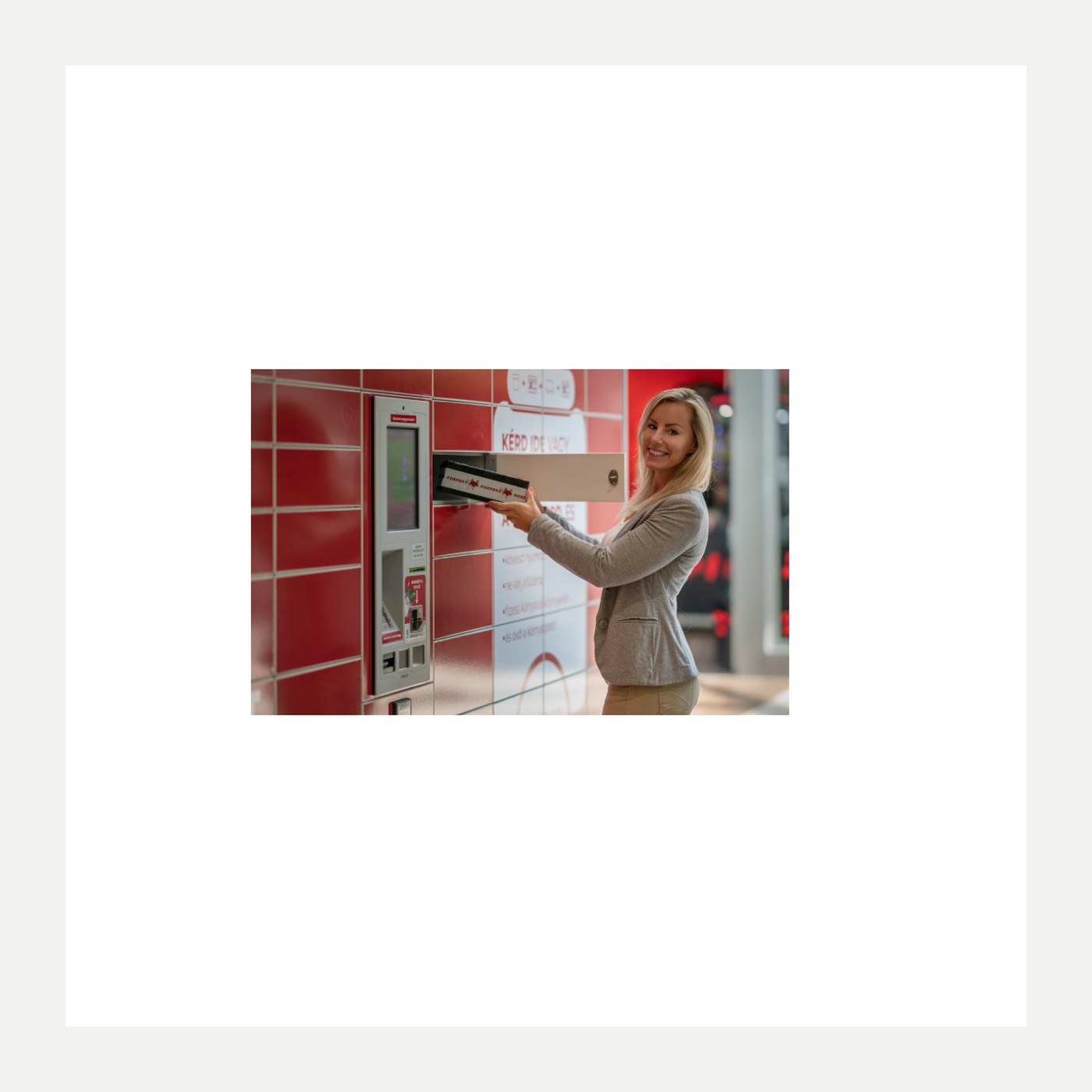 Foxpost parcel machine selection and order forwarding